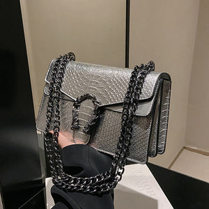Petit Sac Carré Motif Crocodile | Fermeture Magnétique | Femme