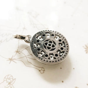 Pendentif Cercle Noir en Argent Sterling 925 – Design Élégant Sertie Zircon Style Moderne