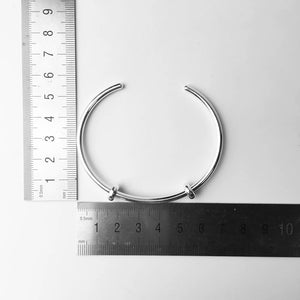 Bracelet Jonc Porte-Charms en Argent Sterling 925 – Style Karma Ajustable Unisexe