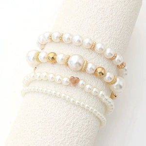 Bracelet Perles Élégant — Set de 4 avec Charm Cœur